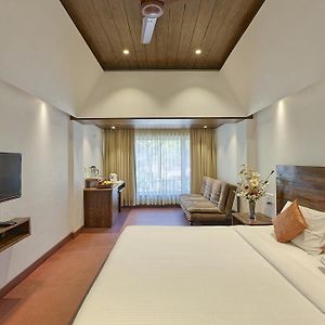 Shreyas Hotel